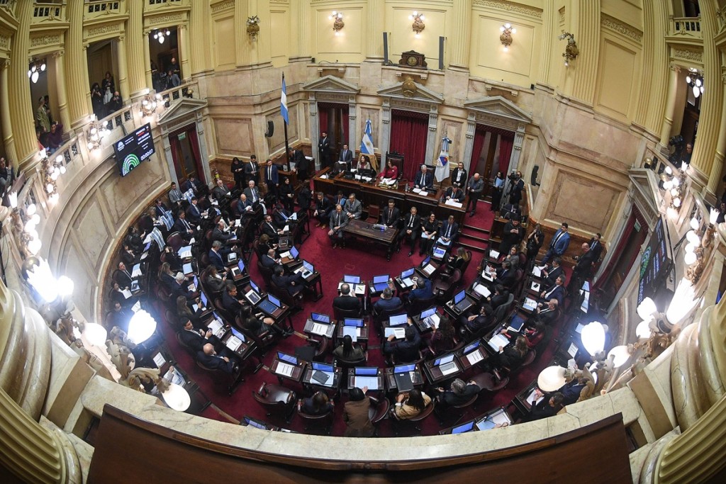 VOTO A VOTO: los senadores que pueden definir el futuro de la Ley de Tierras y el rumbo de un debate clav