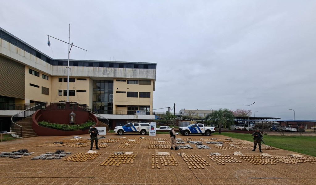 GOLPE MILLONARIO AL NARCOTR&Aacute;FICO: secuestraron m&aacute;s de una tonelada de marihuana en Posadas