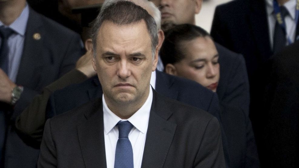 &iexcl;EN LA MIRA! La Justicia acorrala a Adorni y podr&iacute;a quedar a un paso de la indagatoria