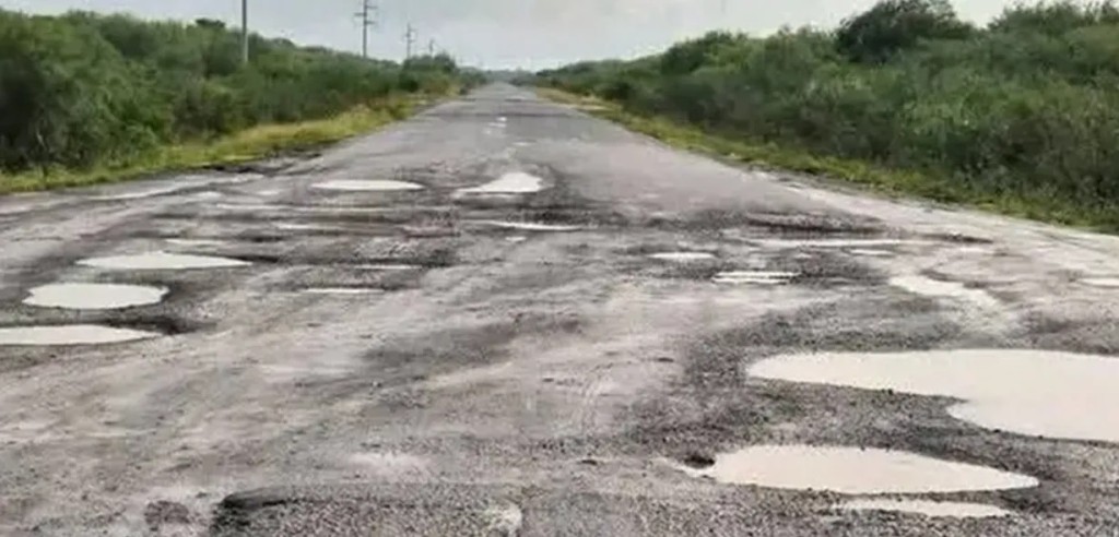 &iexcl;SUPER&Aacute;VIT A CUALQUIER PRECIO! El Gobierno admite que retiene fondos viales mientras las rutas se deterioran y la Justicia exige obras urgentes