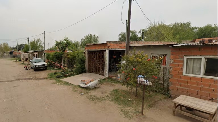 TRAGEDIA Y CONMOCI&Oacute;N EN 25 DE MAYO: asesinaron a pu&ntilde;aladas a un penitenciario y detuvieron a su hijastro
