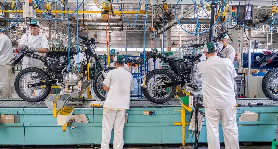 LA INDUSTRIA NO ENCUENTRA PISO: cae la producci&oacute;n, se desploman las ventas y las pymes quedan bajo presi&oacute;n