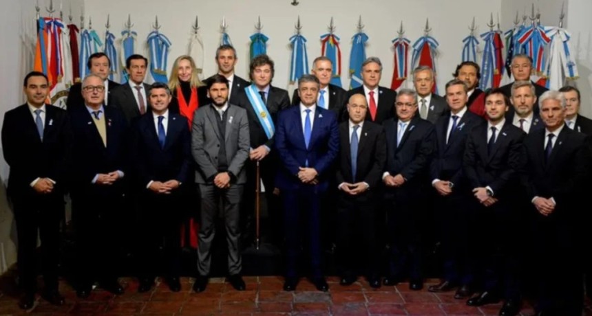 &iexcl;ESC&Aacute;NDALO POR LOS FONDOS VIALES! Denuncian que el Gobierno habr&iacute;a usado dinero para rutas a cambio de votos