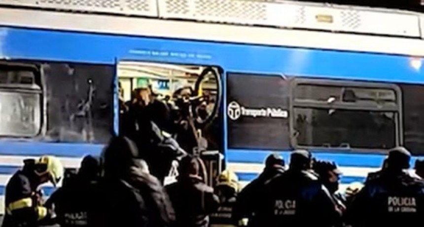 Sarmiento: una mujer fue arrollada por un tren y el servicio qued&oacute; restringido
