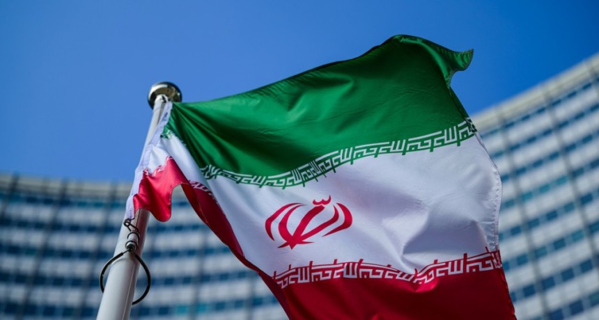 IR&Aacute;N AMENAZA CON RESISTIR: &ldquo;Lucharemos durante 20 generaciones&rdquo; frente a Estados Unidos