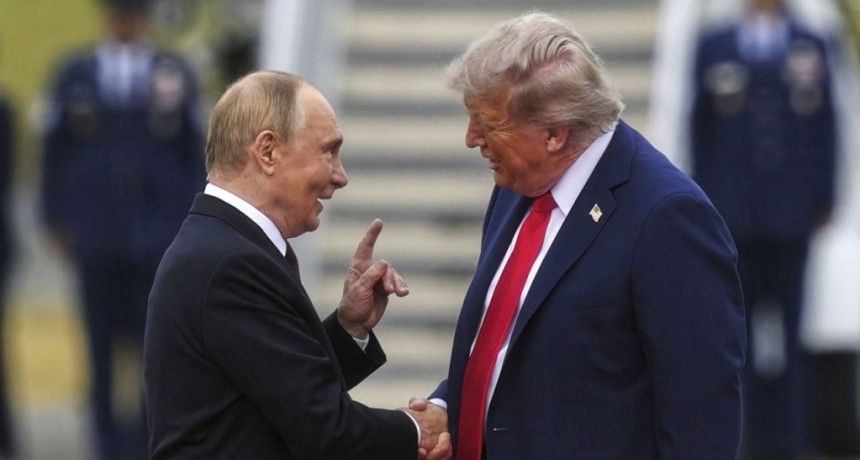 TRUMP BAJ&Oacute; LA TENSI&Oacute;N: asegur&oacute; que Putin no atacar&aacute; a la OTAN y neg&oacute; una amenaza inmediata