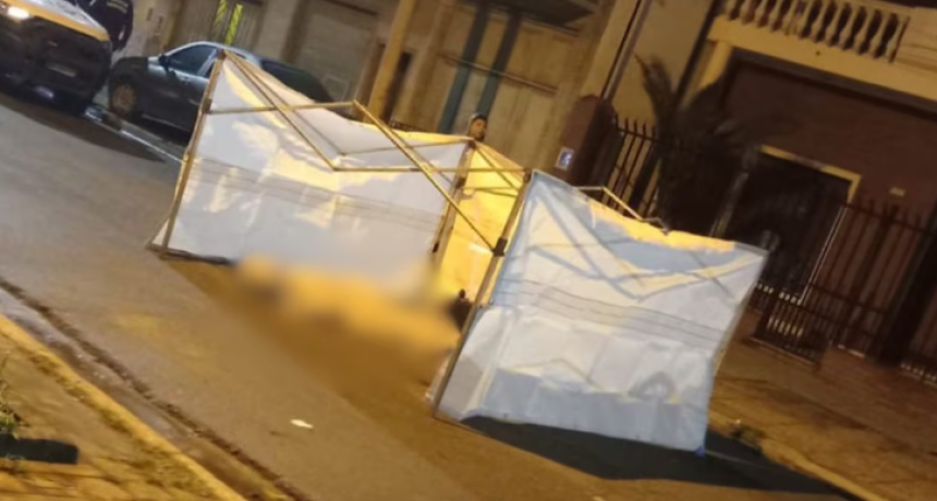 ESPERABA EL COLECTIVO Y TERMIN&Oacute; A LOS TIROS: un polic&iacute;a mat&oacute; a un ladr&oacute;n en La Matanza