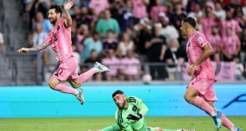&iexcl;MESSI SE DIO UN FEST&Iacute;N! Marc&oacute; cuatro goles, dio una asistencia y el Inter Miami aplast&oacute; al Montreal