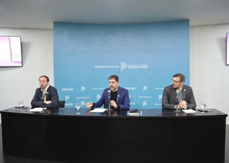 Bianco, López y Cuattromo alertan sobre la crisis económica y presentan beneficios de Cuenta DNI