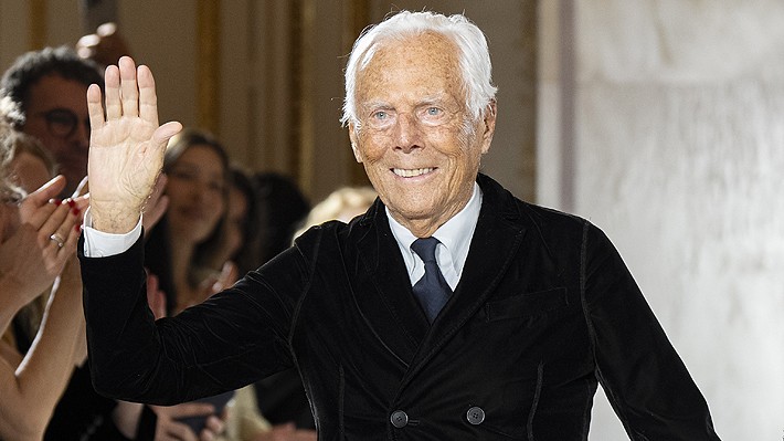 Adiós al “rey Giorgio”: murió Armani, la leyenda que vistió al mundo con elegancia