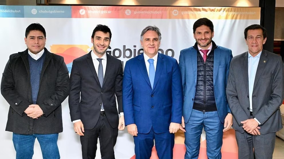 Milei suma rivales: gobernadores de Provincias Unidas se reúnen para mostrar unidad en Córdoba