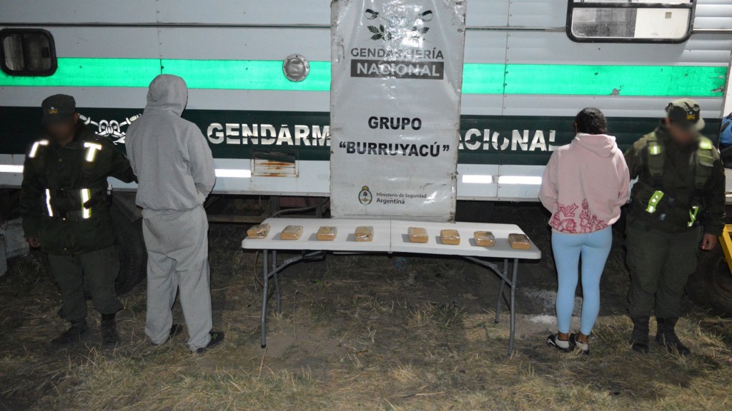 Atrapados en la Ruta 34: pareja cayó con casi 9 kilos de cocaína pegados al cuerpo