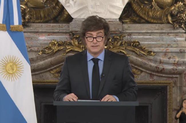 Milei presentó el Presupuesto 2026 y aseguró: “Lo peor ya pasó” entre críticas y cacerolazos