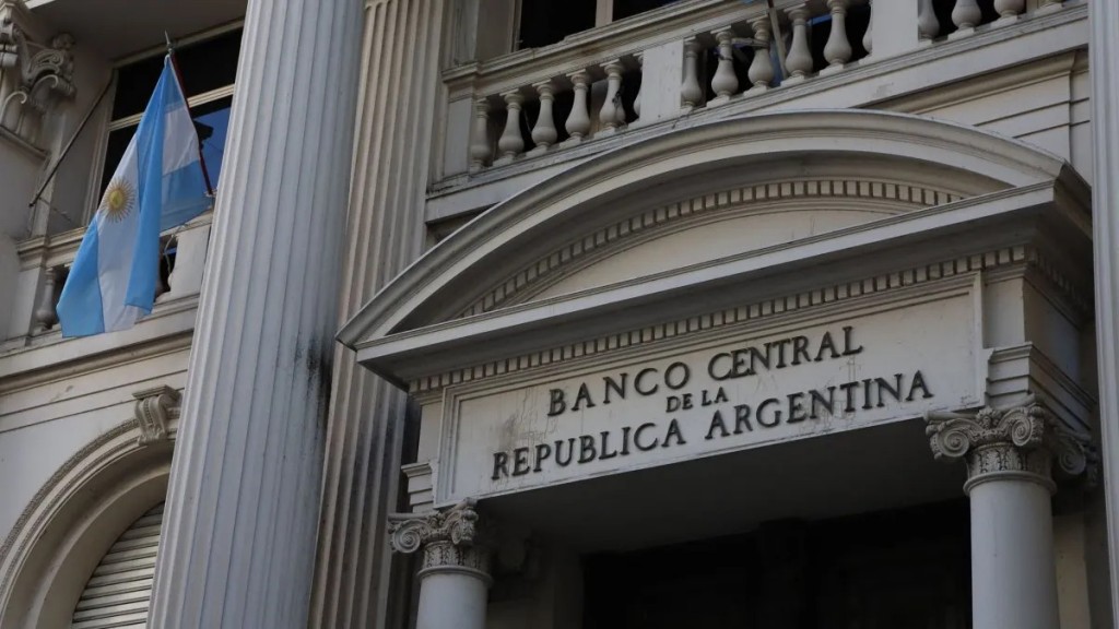 ¿Hasta dónde llega el BCRA? Las reservas reales detrás del dólar a menos de $1.500