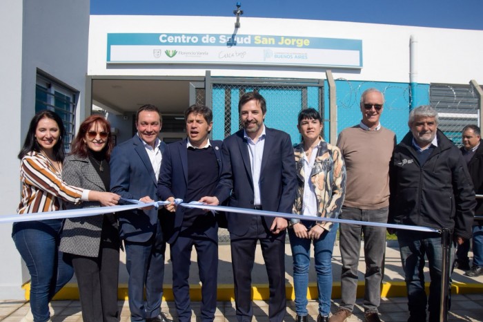 &iexcl;NUEVO CENTRO DE SALUD EN VARELA! Kicillof inaugur&oacute; un CAPS y entreg&oacute; dos ambulancias