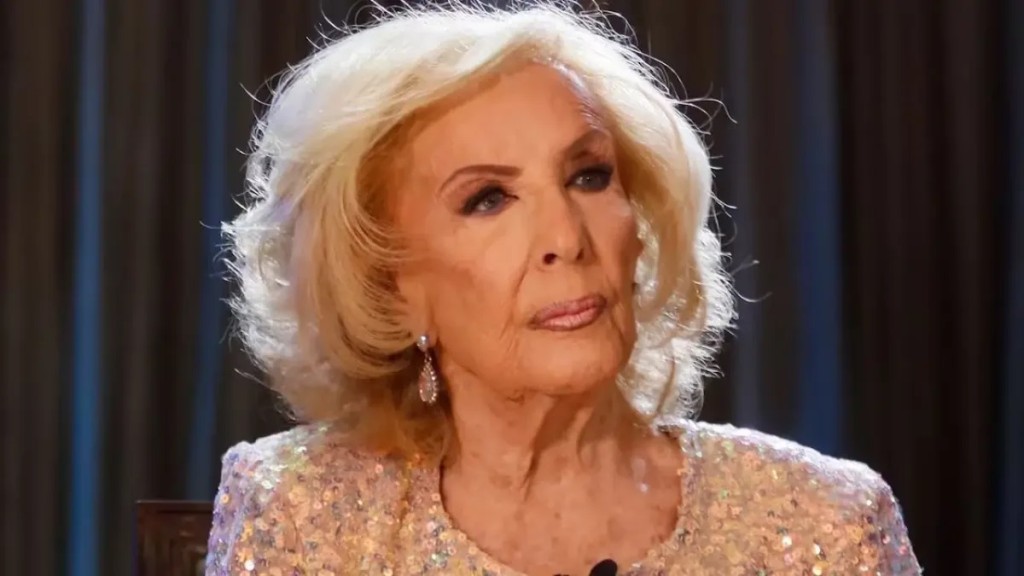 &iexcl;MIRTHA LEGRAND EVOLUCIONA FAVORABLEMENTE! Qu&eacute; se sabe sobre su salud y cu&aacute;ndo podr&iacute;a recibir el alta