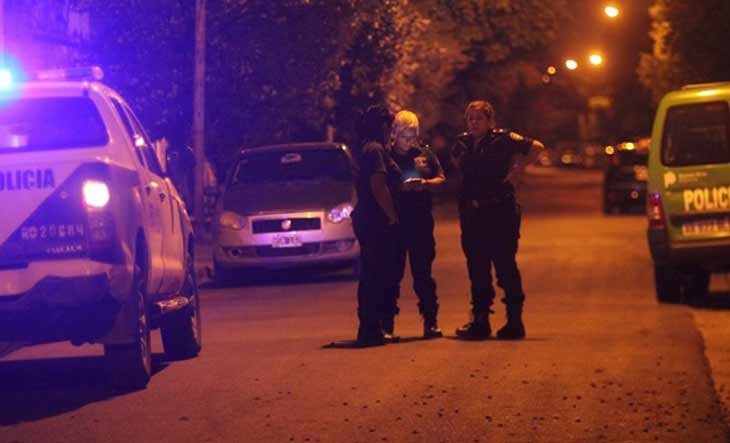 &iexcl;TIROTEO EN MOR&Oacute;N! Balearon a un polic&iacute;a bonaerense durante un intento de robo