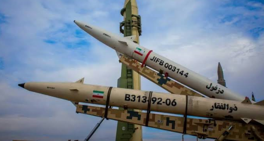 M&Aacute;XIMA TENSI&Oacute;N: Ir&aacute;n afirma que atac&oacute; un portaviones de Estados Unidos y lo oblig&oacute; a retirarse