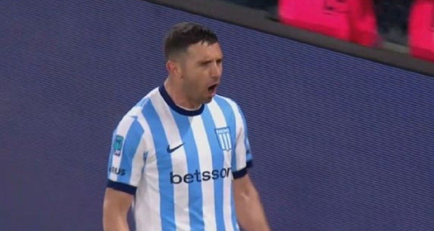&iexcl;RACING VOLVI&Oacute; A GANAR! La Academia gole&oacute; a Sarmiento con tres golazos y cort&oacute; la mala racha