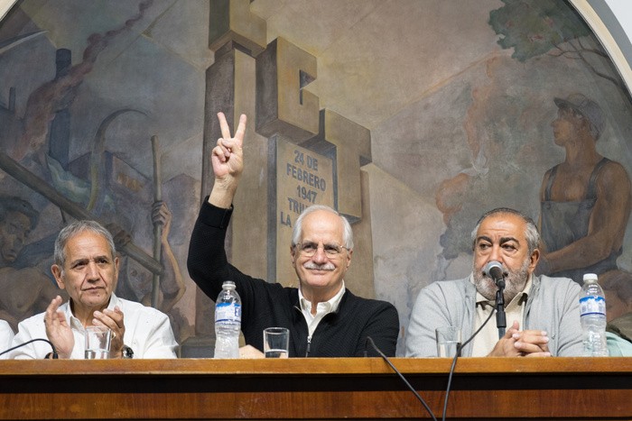 “Hay que reventar las urnas a votos”: la CGT y Jorge Taiana lanzaron un fuerte mensaje contra la reforma laboral de Milei