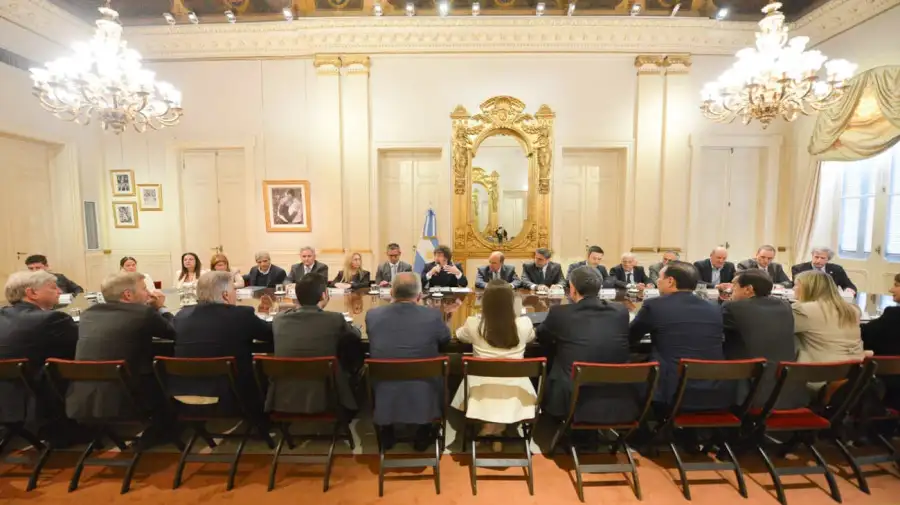 Milei logra la foto que exigía Trump y relanza su plan de reformas en la Casa Rosada