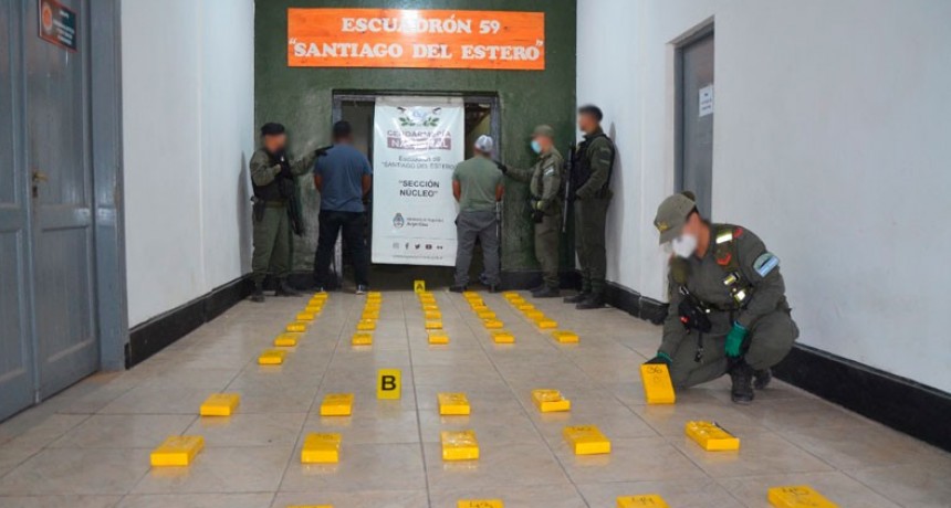 Gendarmería secuestra más de 46 kilos de cocaína en Santiago del Estero