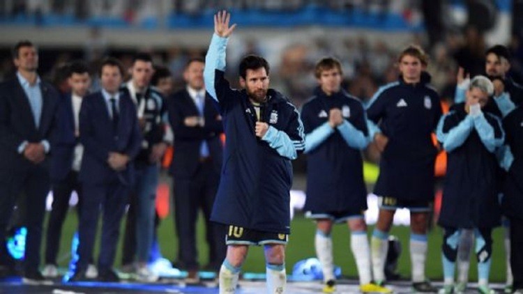 &iexcl;ADI&Oacute;S, CAPIT&Aacute;N! Messi se despidi&oacute; de la Selecci&oacute;n Argentina entre l&aacute;grimas y ovaciones