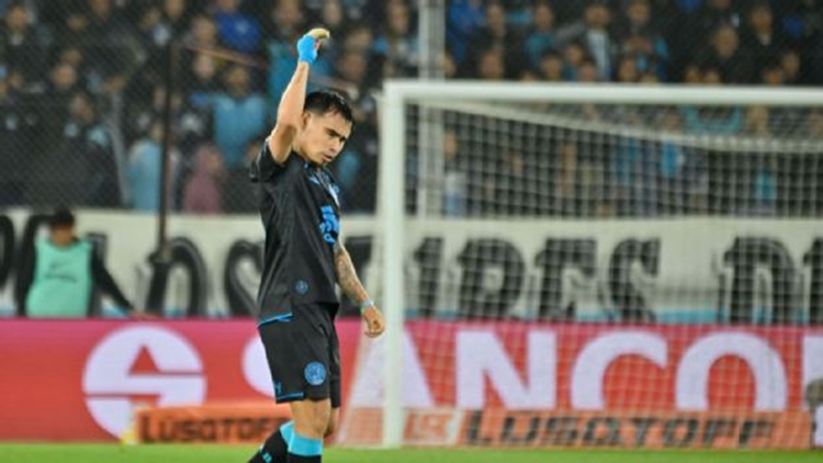 &iexcl;RACING EN CA&Iacute;DA LIBRE! Belgrano volvi&oacute; a golpearlo y los hinchas despidieron al equipo con insultos