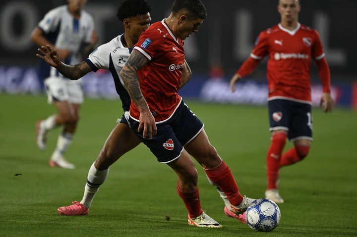&iexcl;EMPATE CON POL&Eacute;MICA! Independiente igual&oacute; ante Talleres y llegar&aacute; al cl&aacute;sico con la obligaci&oacute;n de ganar