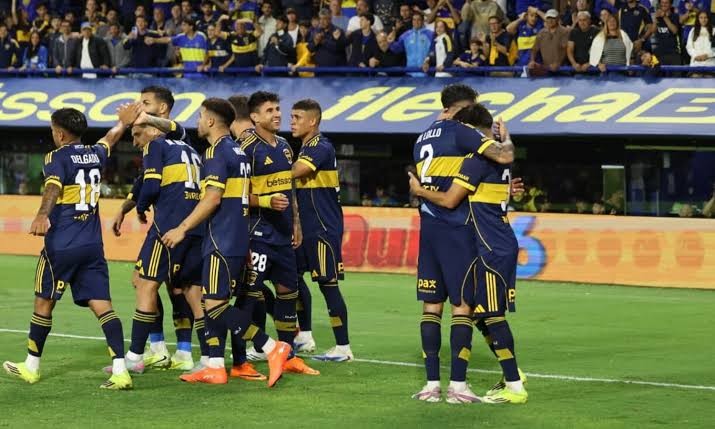&iexcl;BOCA REACCION&Oacute; Y ES L&Iacute;DER! Venci&oacute; a Talleres y qued&oacute; en lo m&aacute;s alto de la Tabla Anual