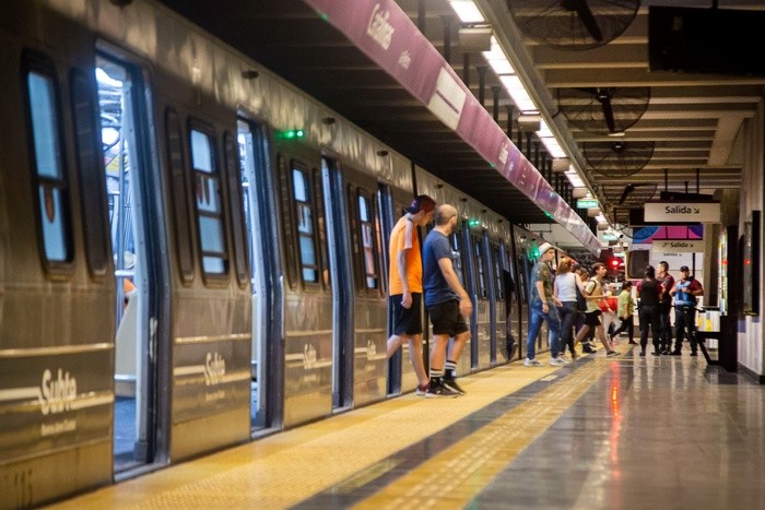 &iexcl;PARALIZACI&Oacute;N Y TENSI&Oacute;N! Liberaron a los delegados detenidos, pero los gremios advirtieron por nuevas medidas en el subte