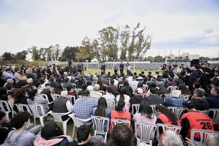 &iexcl;M&Aacute;S OPORTUNIDADES PARA LOS J&Oacute;VENES! Kicillof lanz&oacute; un programa de formaci&oacute;n y empleo en energ&iacute;as renovables