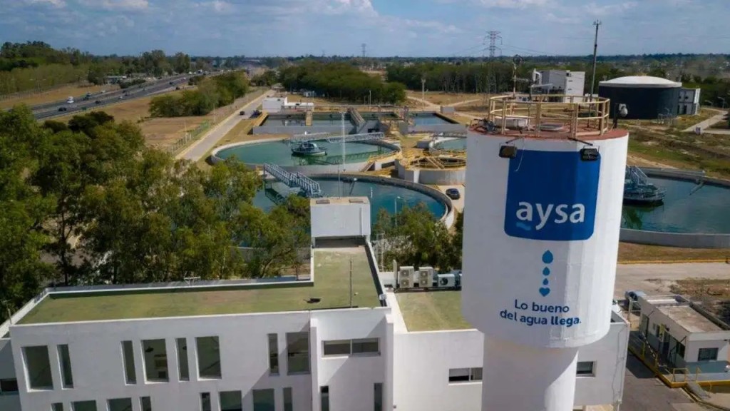 POL&Eacute;MICA POR AySA: vendieron el 90% por US$ 340 millones y crecen las dudas sobre los nuevos due&ntilde;os