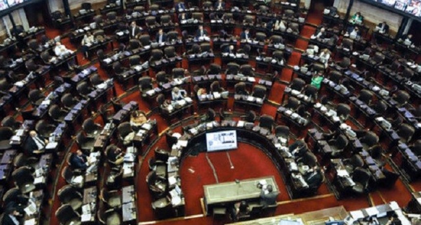 &iexcl;LEY DE TIERRAS EN EL CONGRESO! La oposici&oacute;n busca rechazar el DNU 70/23 en Diputados