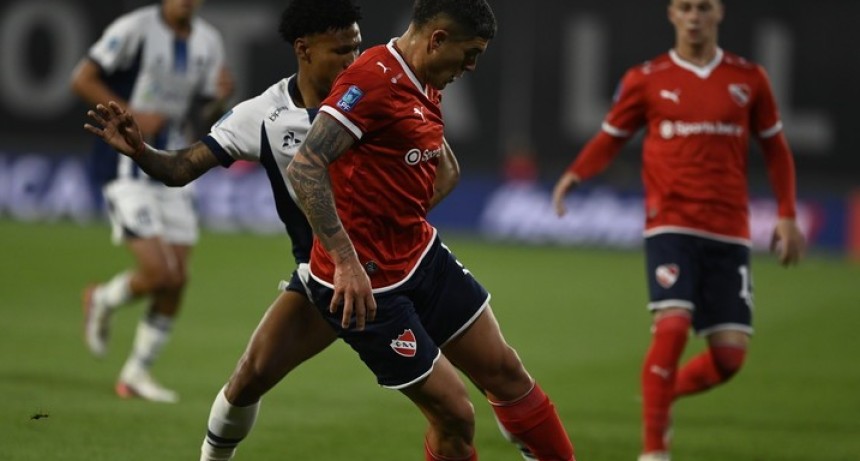 &iexcl;EMPATE CON POL&Eacute;MICA! Independiente igual&oacute; ante Talleres y llegar&aacute; al cl&aacute;sico con la obligaci&oacute;n de ganar
