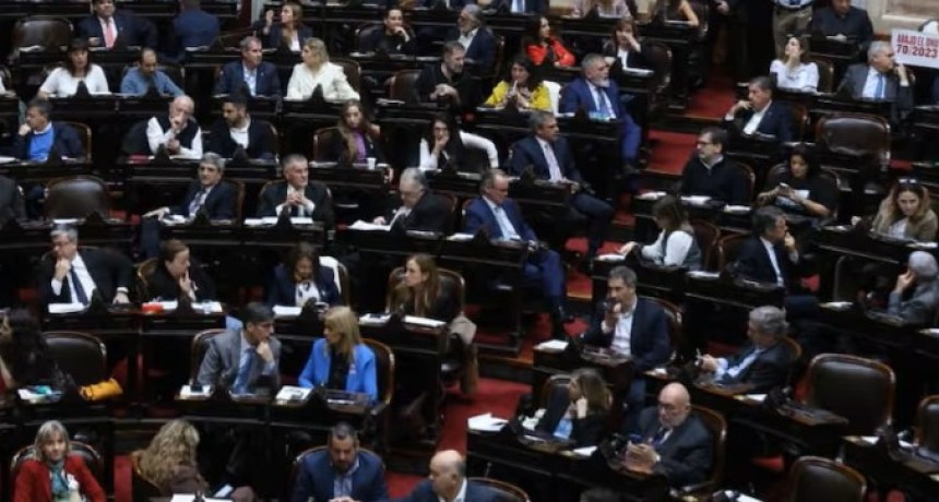 &iexcl;SIGUE VIGENTE Y RECORTA DERECHOS! El DNU 70/2023 ampl&iacute;a el poder de las empresas y deja m&aacute;s expuestos a los sectores vulnerables