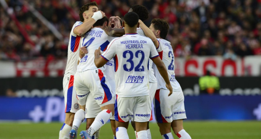 &iexcl;GOLPAZO EN LA &Uacute;LTIMA! San Lorenzo sorprendi&oacute; a Estudiantes y volvi&oacute; a so&ntilde;ar con los playoffs