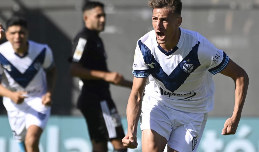 Riestra le arranca un empate a Vélez y le pone suspenso al liderazgo en la Liga Profesional