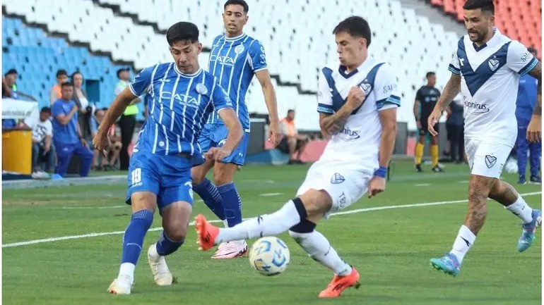 Vélez Igualó en Mendoza y Aseguró su Pasaje a la Libertadores 2025