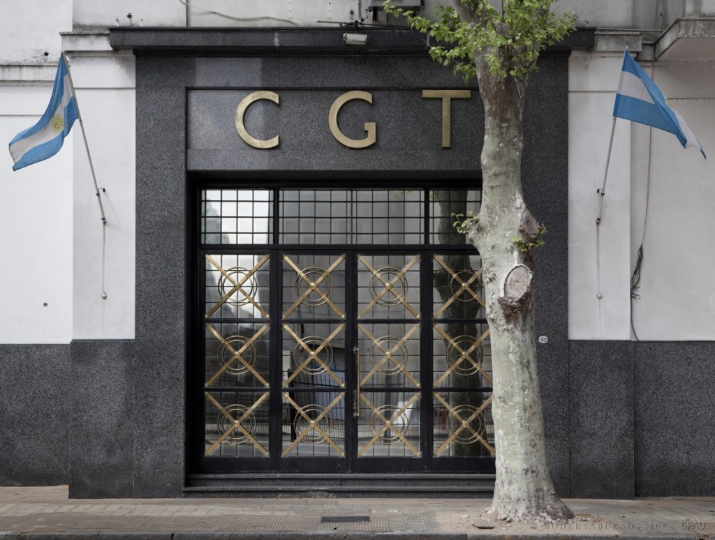 Explota la interna en la CGT: un sector amenaza con romper y armar su propia “mesa chica”
