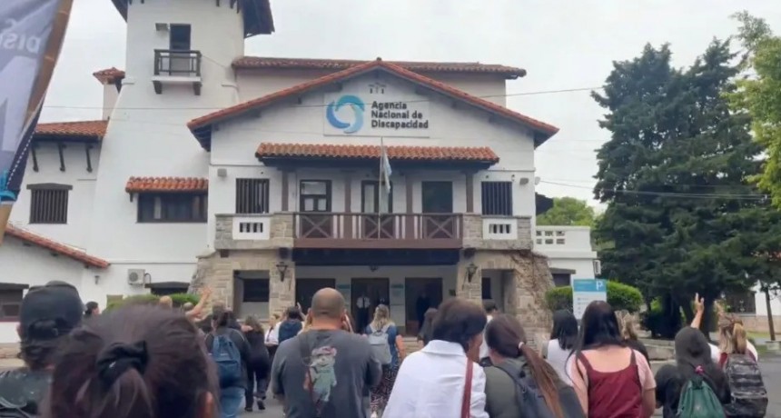 Explota un nuevo escándalo en ANDIS: denuncian una maniobra millonaria con medicamentos para pacientes graves