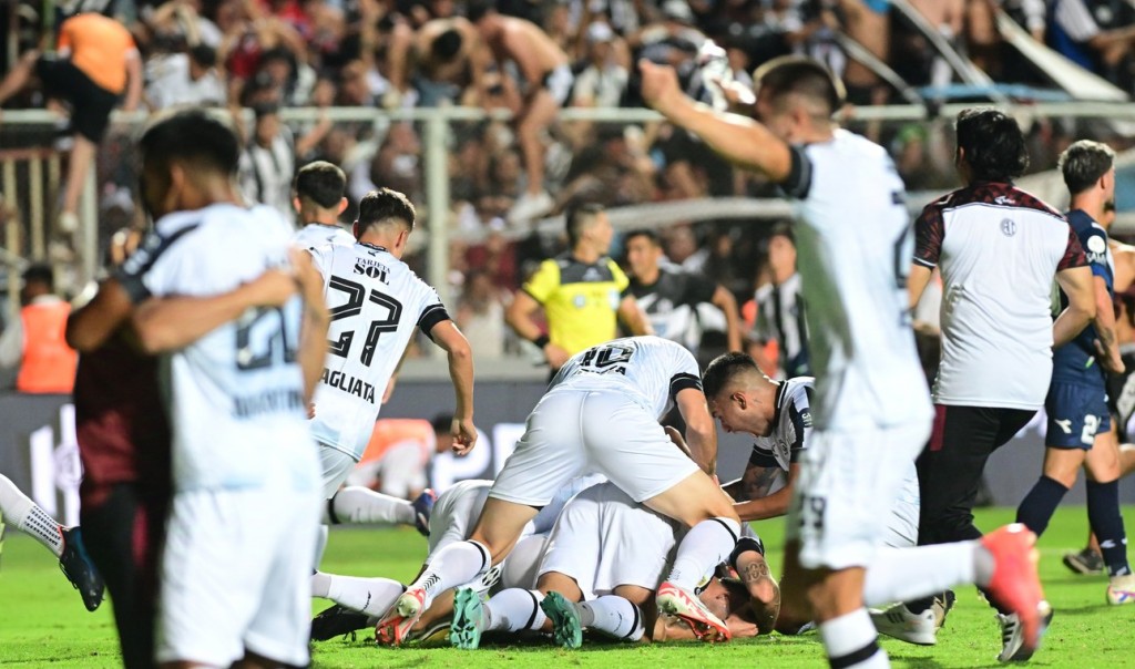 Central Córdoba hace historia: campeón de la Copa Argentina tras un final épico ante Vélez