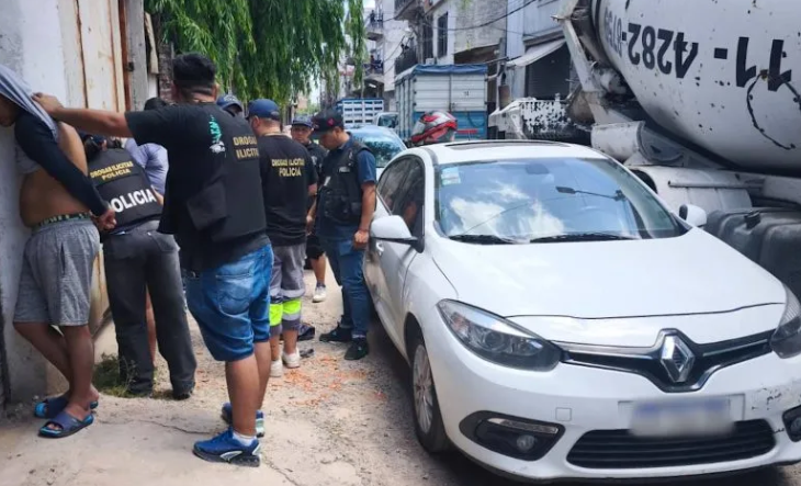 Megaoperativo antidrogas en La Matanza: cinco detenidos, cocaína rosa y armas robadas en González Catán