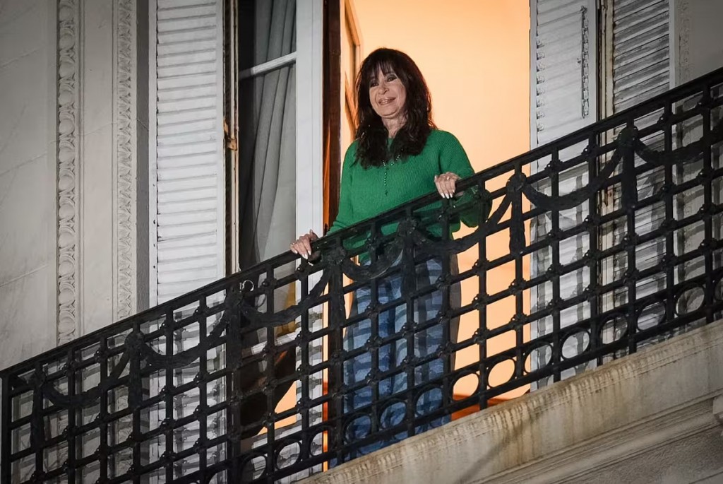 Expectativa y hermetismo: nuevo parte médico sobre la salud de Cristina Kirchner tras la cirugía de urgencia