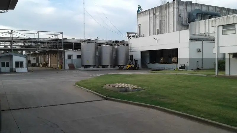 Alarma en las fábricas: la industria volvió a desplomarse en noviembre y crece el temor a un derrumbe prolongado