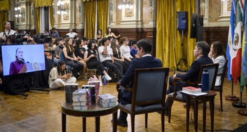 Kicillof se alineó con Sheinbaum y lanzó una ofensiva cultural: millones de libros gratis para jóvenes