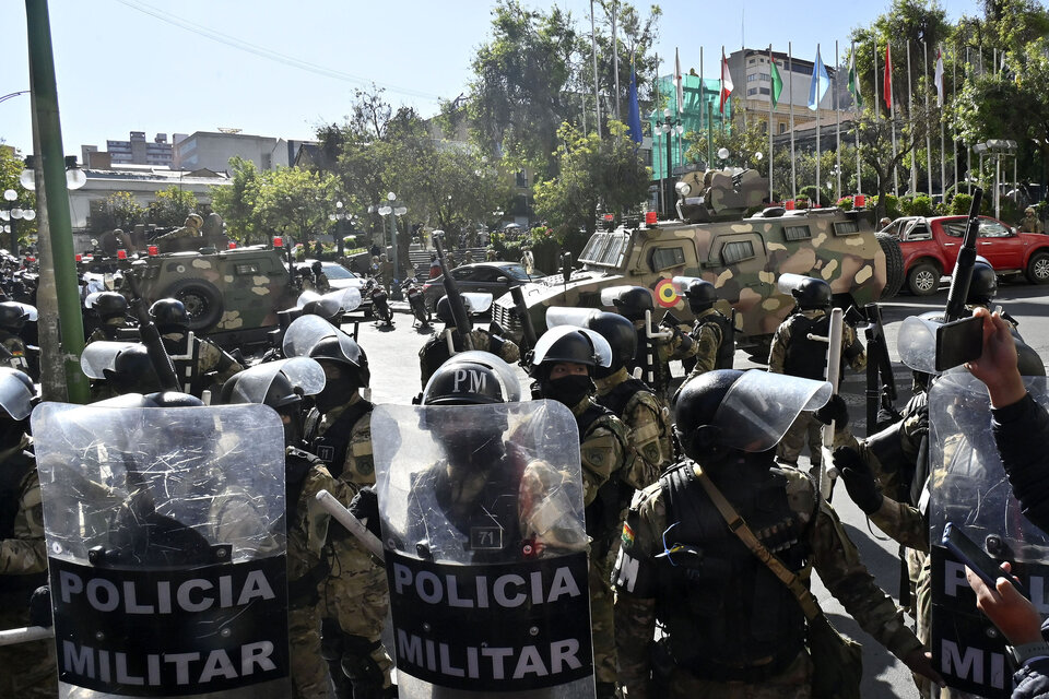 Intento de golpe de estado en Bolivia: el presidente Arce mantiene el control tras la detención del comandante Zúñiga